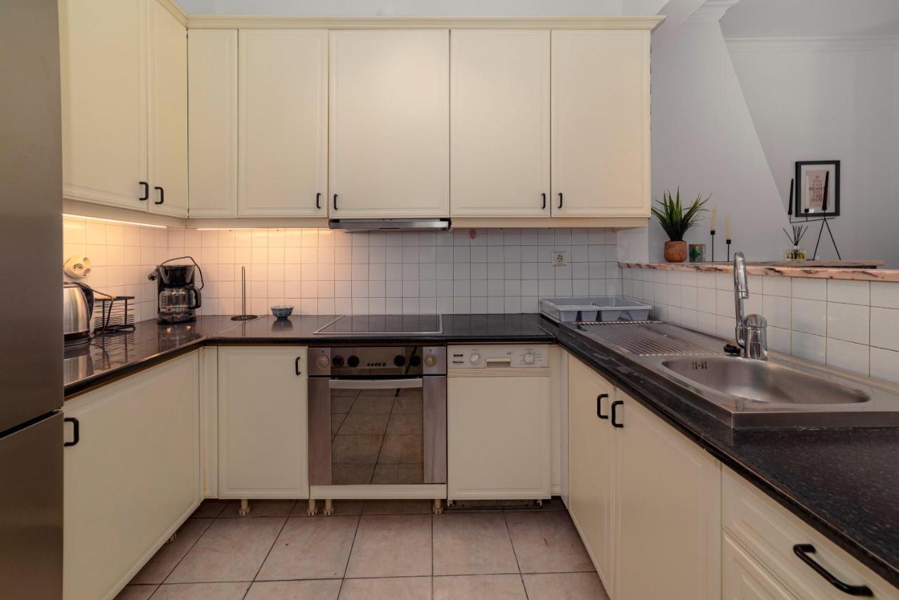 Spacious 2Bd Apartment Next To Athens Archeological Museum Ngoại thất bức ảnh